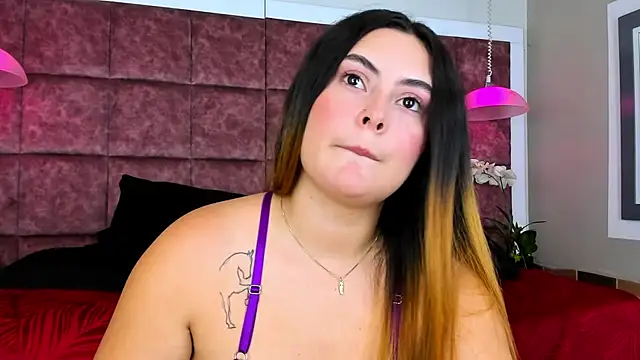 CameronRey_'s cam snapshot