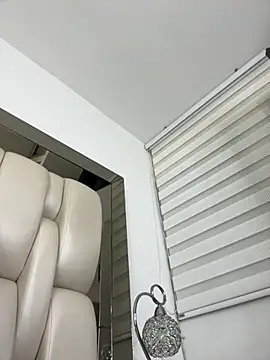 ALISSON_FOXXX1's cam snapshot