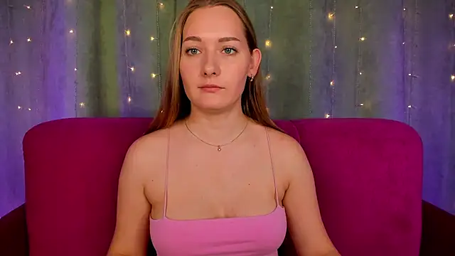 AlinaVice's cam snapshot