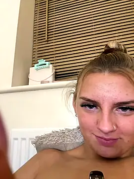 Summer21k's cam snapshot