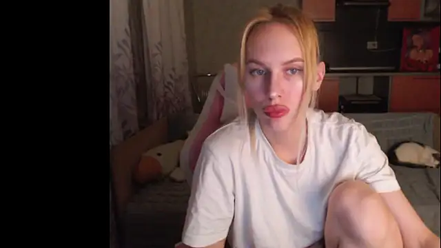 Elsa_Li's cam snapshot