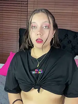 camila_lewis's cam snapshot