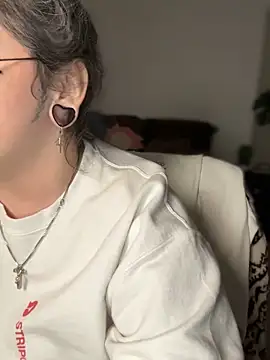 Alix_Valentine's cam snapshot