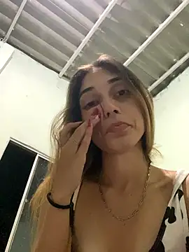 loirinhaaa live sex cam