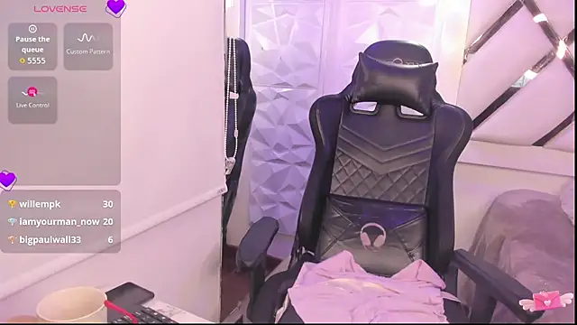 Darla_Santos_'s cam snapshot