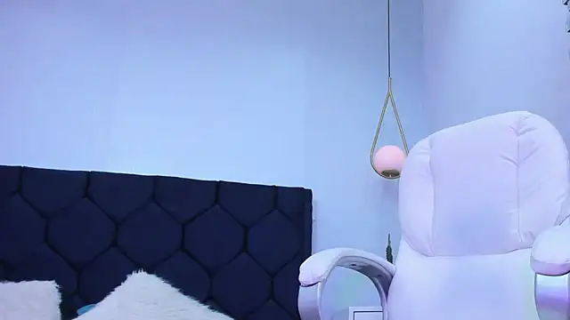 HeatherHazel's cam snapshot