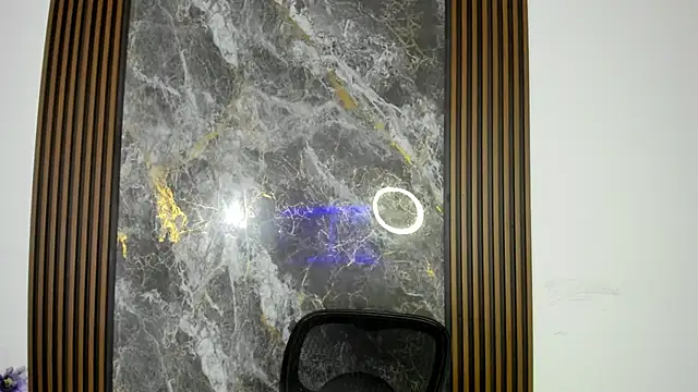 nicol_jone1's cam snapshot