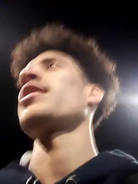 Joe_And_Emma's cam snapshot