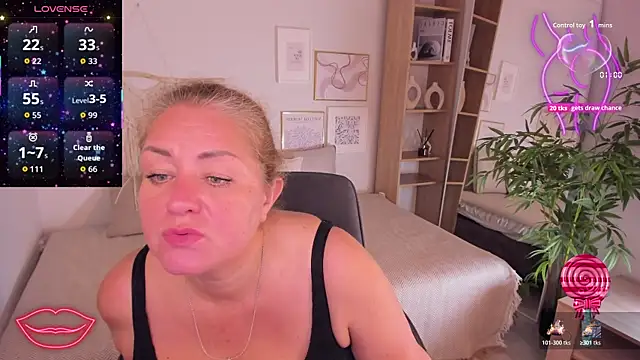 JenniferLight's web cam