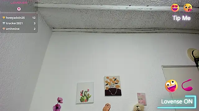 Angelina_Stone_65's cam snapshot