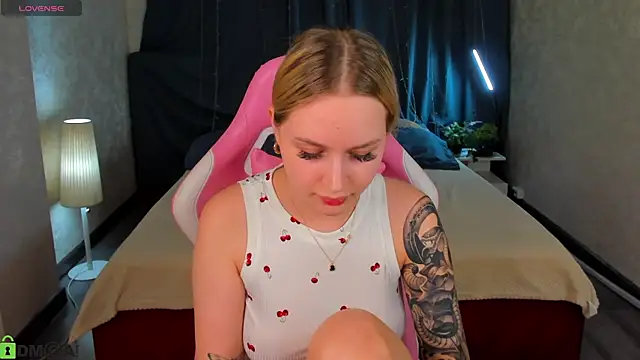 Carol__Cox's cam snapshot