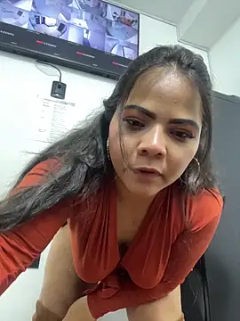 ROUSE_SINCLAIR's cam snapshot