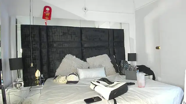 Latin_Pleasures live sex cam