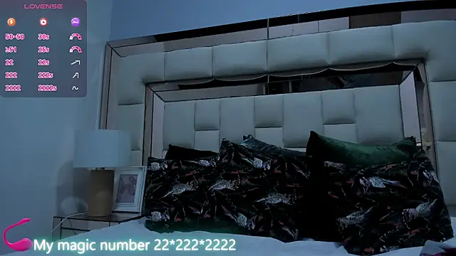 anyi_sweet_titss's cam snapshot