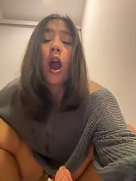 NamiNae live sex cam