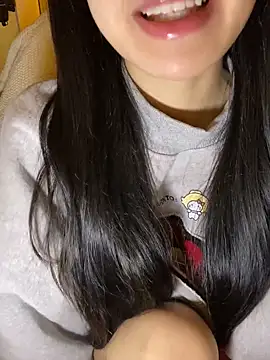 Uyennii02's cam snapshot