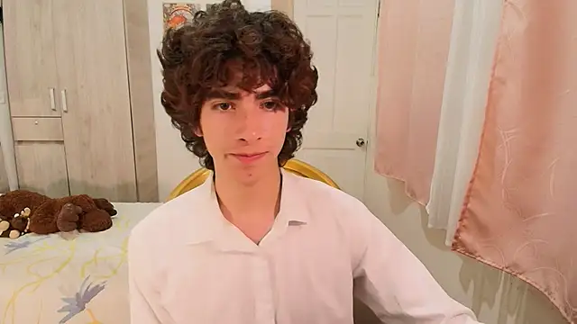 Nude_Boy18's cam snapshot