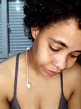 Su_Duarte_1's cam snapshot