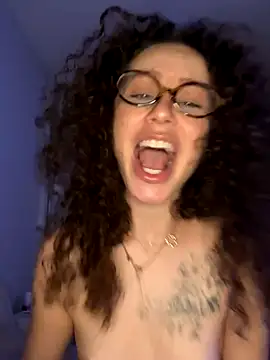 JhenneRouge live sex cam