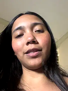 effie_castroo's cam snapshot