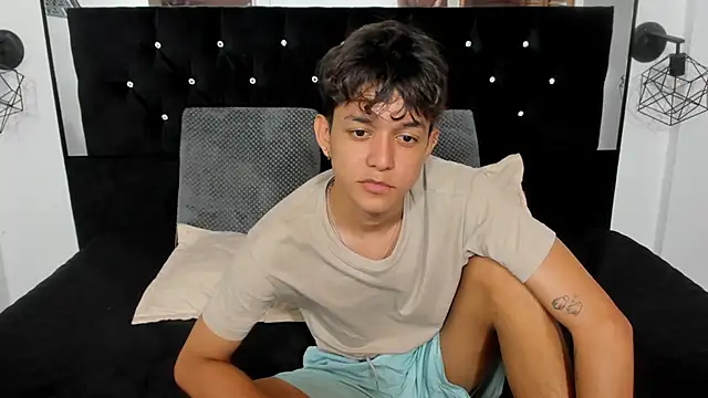 Sebas_cat live sex cam