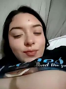 Chubbygrl20's cam snapshot