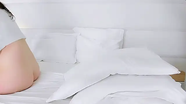 MoonAngelic's cam snapshot