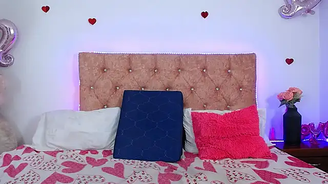 Daiyan_Collins live sex cam