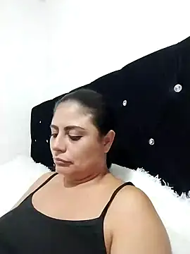 ElizabethWeil's cam snapshot