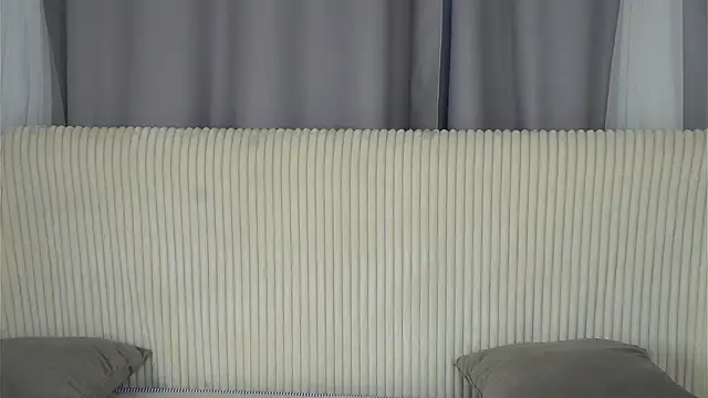 KarriBrownd's cam snapshot