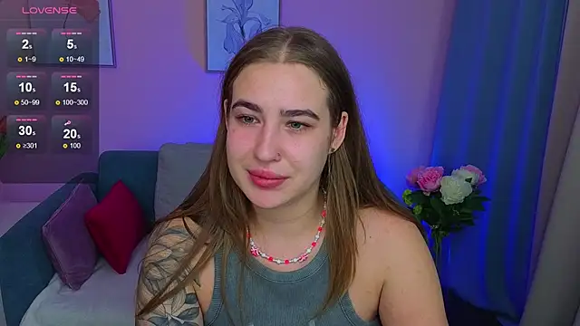 ElaraBloom's cam snapshot