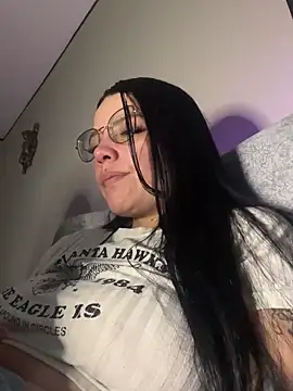 Naomii2's cam snapshot