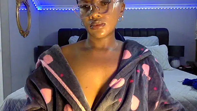 BOOTY_BANGERxxx's cam snapshot