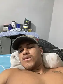 evan_hardy's cam snapshot