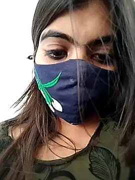 PEEHU-50 live sex cam