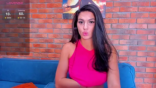 Andriana_1's cam snapshot