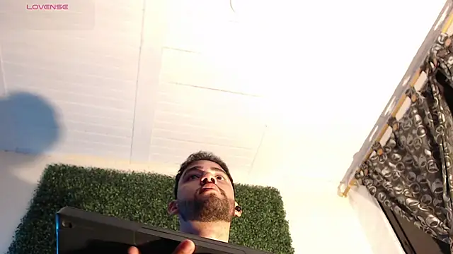 sam_ford_2's cam snapshot