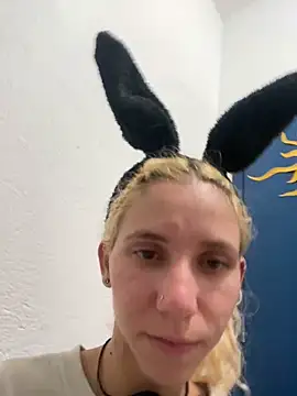 Bruxinha551's cam snapshot