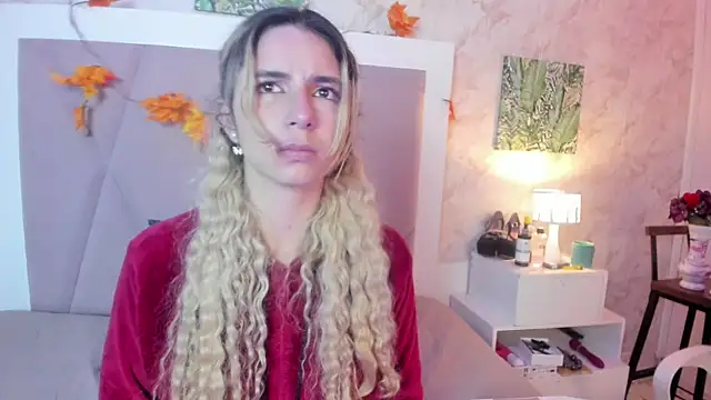 Sophie_teller's cam snapshot