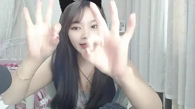 Romy-sweet live sex cam