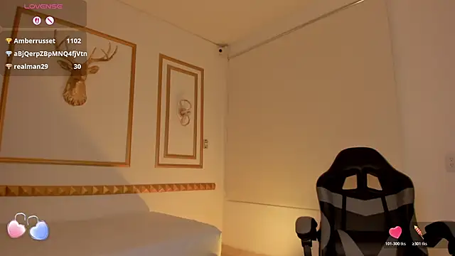 caro03x live sex cam