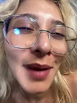 Ramona_Flower's cam snapshot