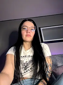 Naomii2's cam snapshot