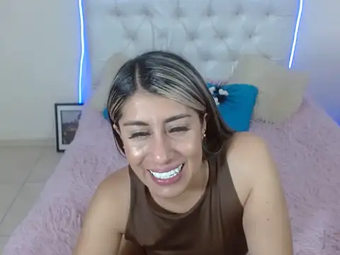 veronicamist95's cam snapshot