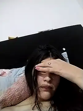 Thaila-Aurora live sex cam