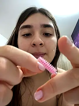 Valentina_ro live sex cam