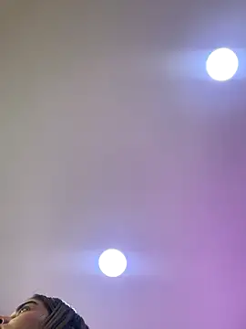 CharlotteBrownn_'s cam snapshot