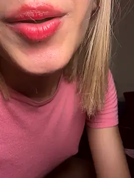 SweetBunnyGF live sex cam