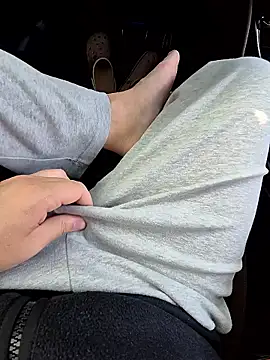 starvingo2002 live sex cam