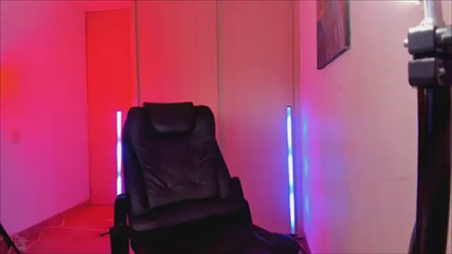 Cleopatra_COL's cam snapshot